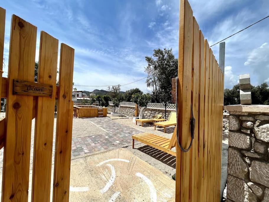 Casa Piaduli Villa ฟาลิรากี ภายนอก รูปภาพ